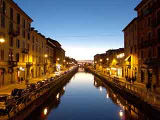 صور Milan's canal system نهر